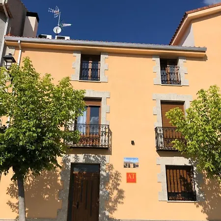 Turisticos Escorraladas Aparthotel Baltanas