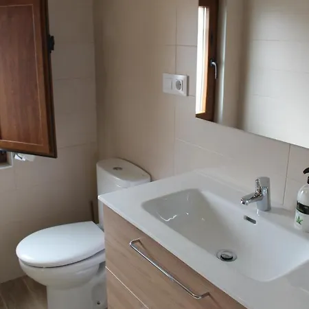 Turísticos Escorraladas 4*