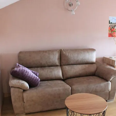 Turísticos Escorraladas 4* Baltanás