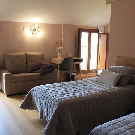 Turísticos Escorraladas