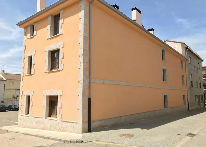 Turisticos Escorraladas Aparthotel Baltanás